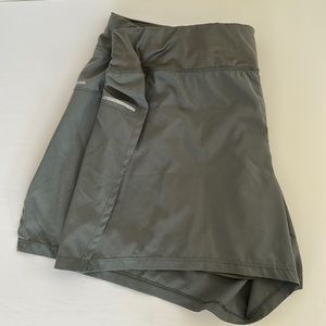 Avia Work out shorts 16